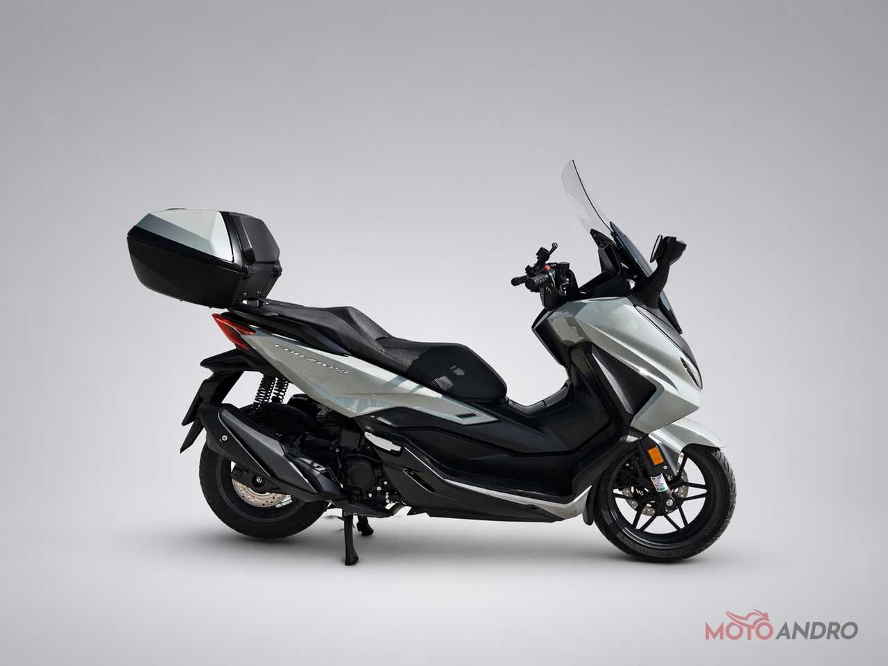 Rent HONDA Forza 350 motorcycle, Moto Andro, Split